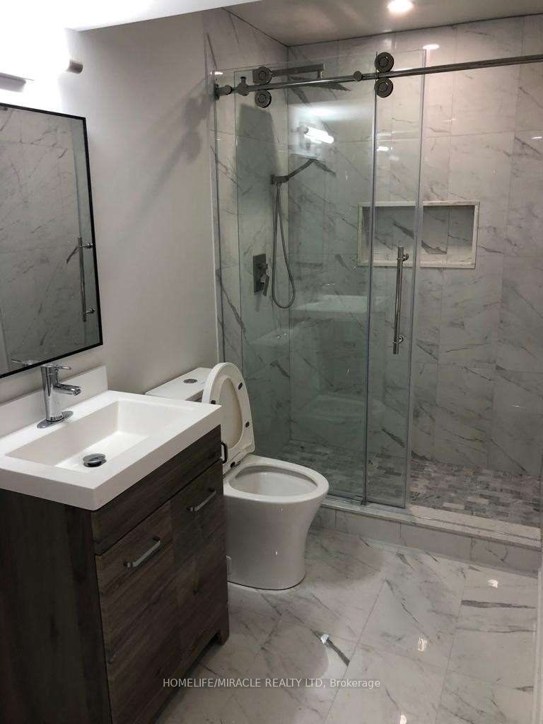 63 Deepwood (bst) Crescent Property Photo 9