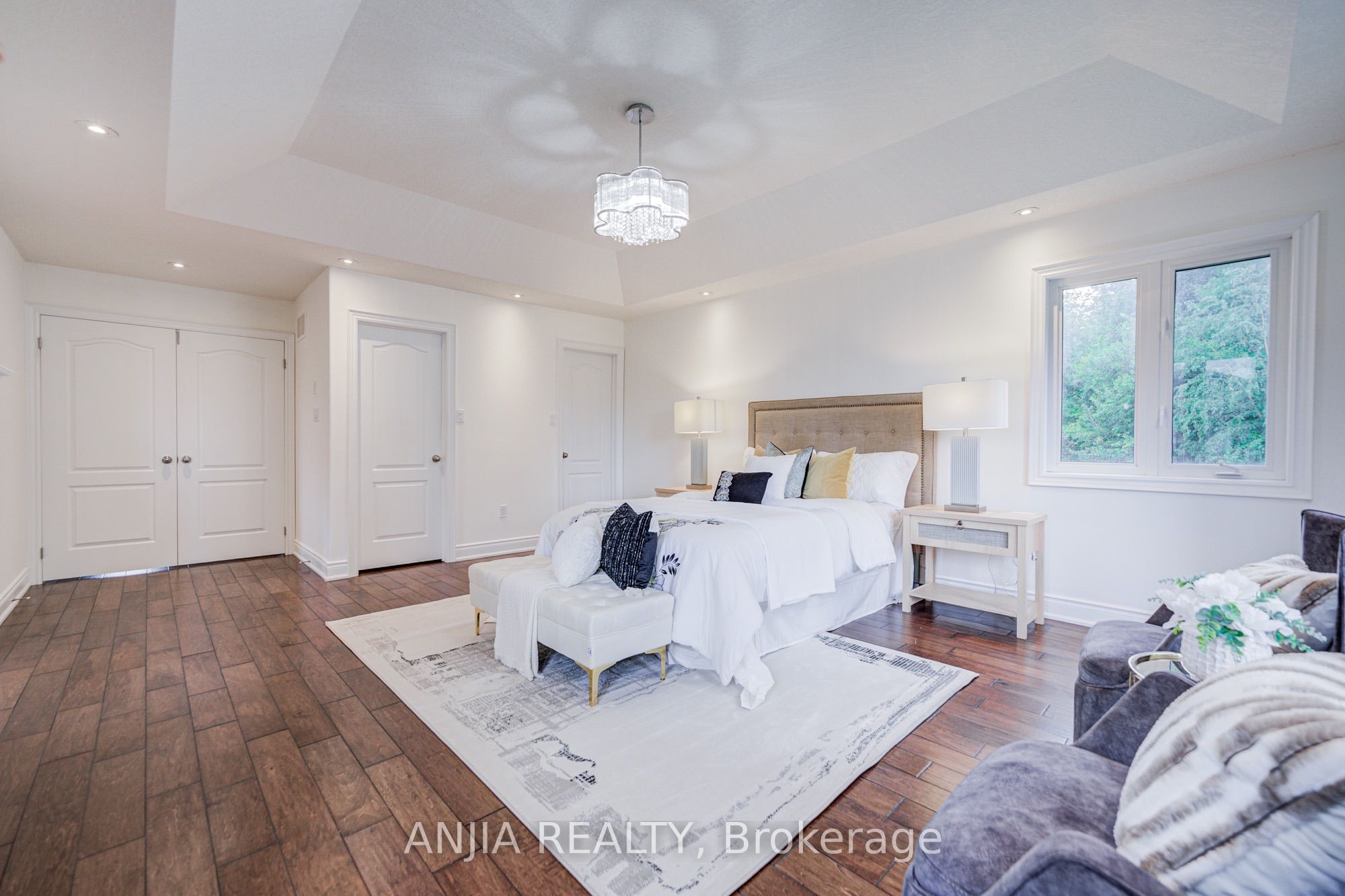1087 Nantyr Drive Property Photo 33