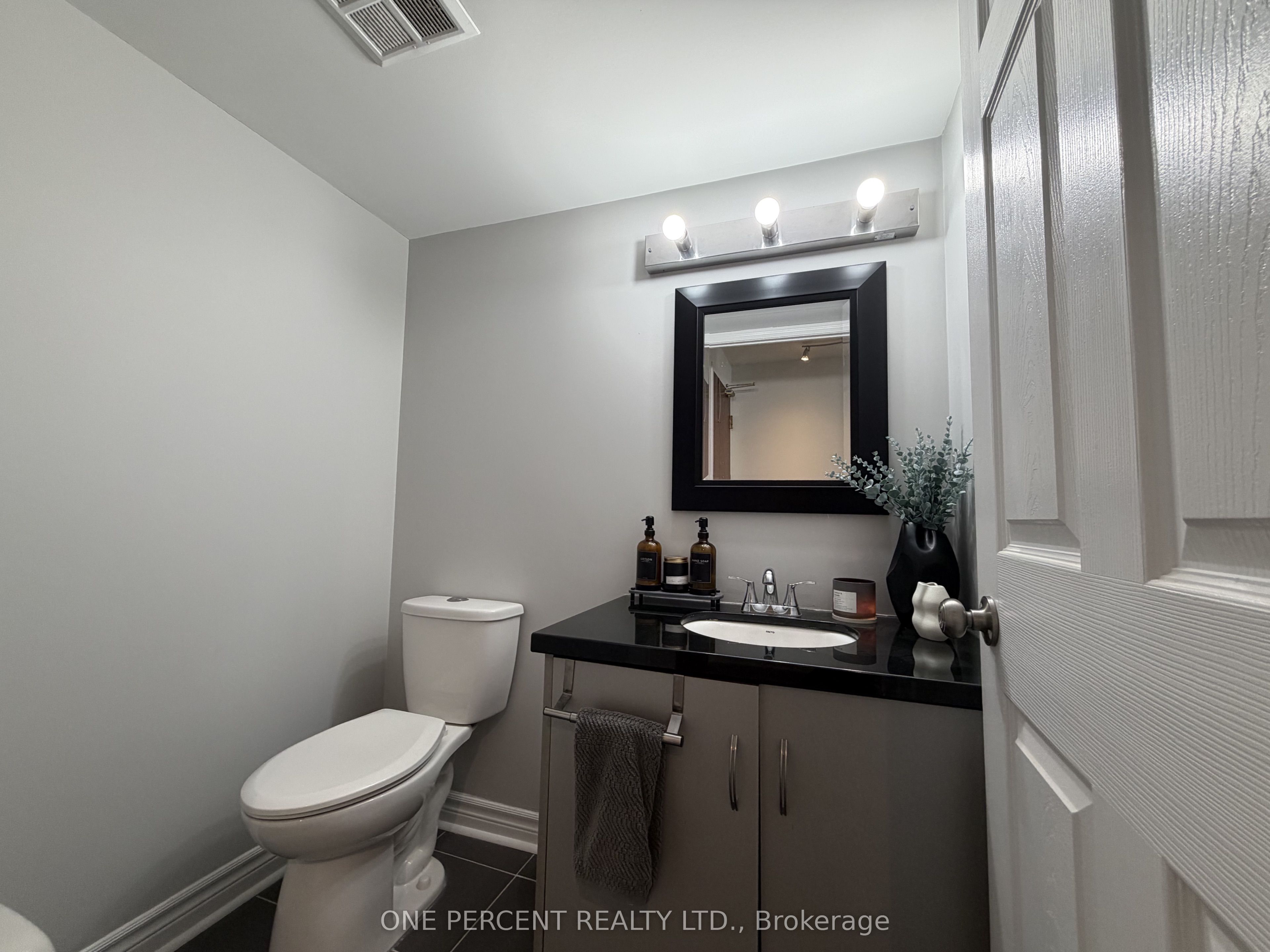 3 Ellesmere Street 607 Property Photo 5