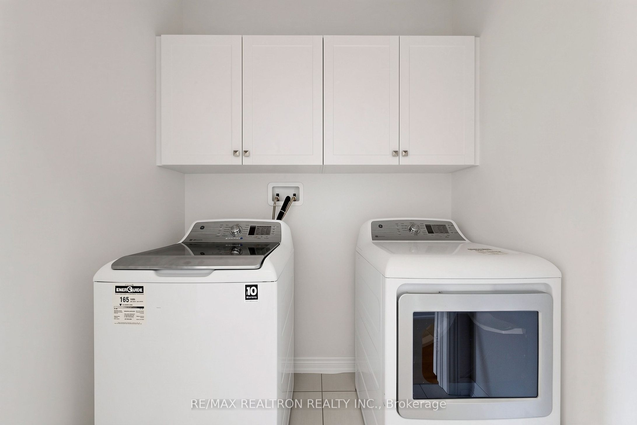 8 Hewison Avenue Property Photo 41