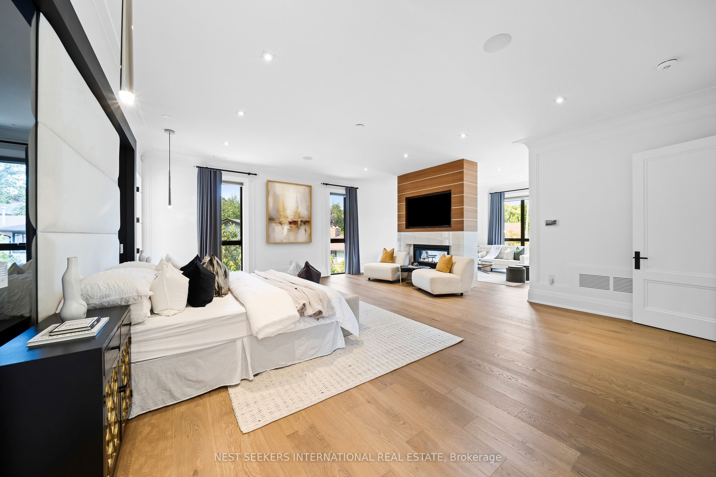 36 Waymar Heights Boulevard Property Photo 17