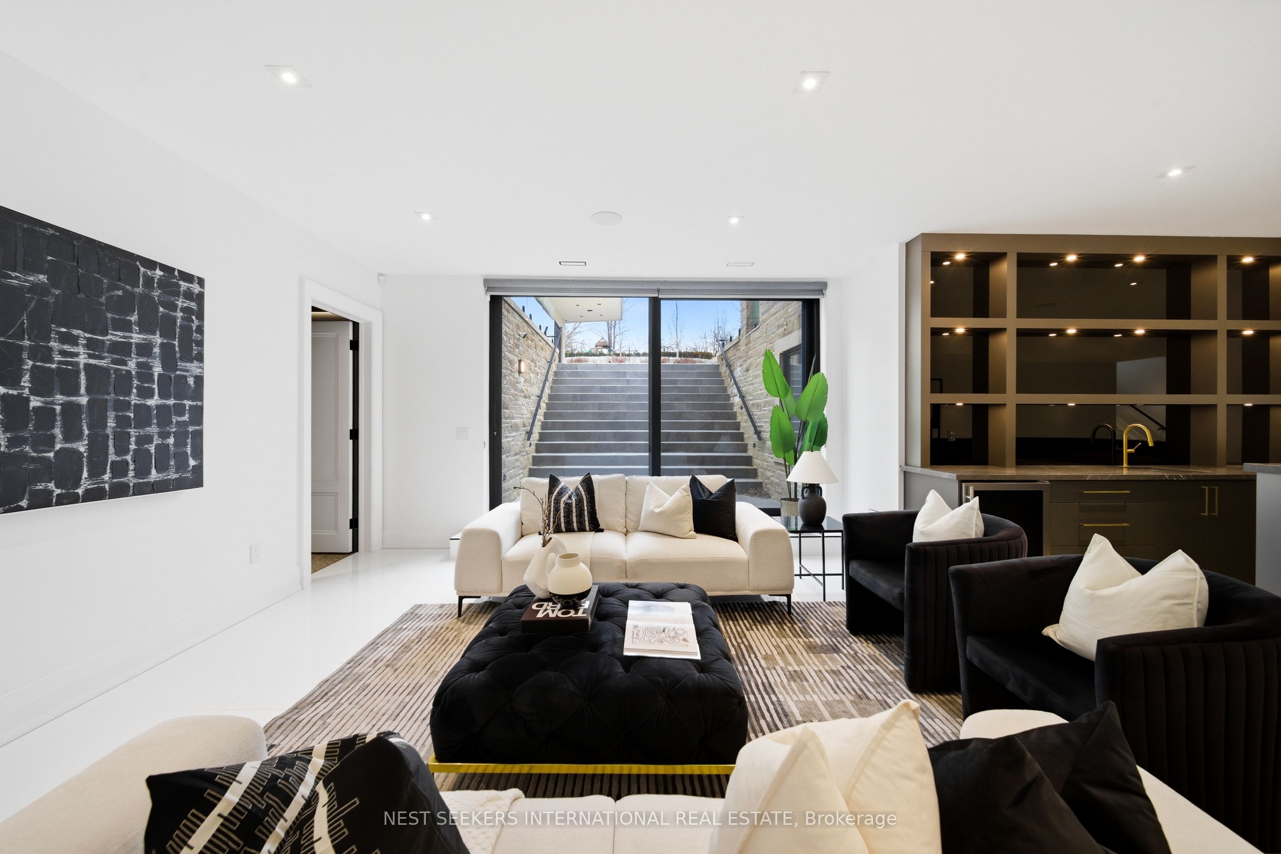 36 Waymar Heights Boulevard Property Photo 36