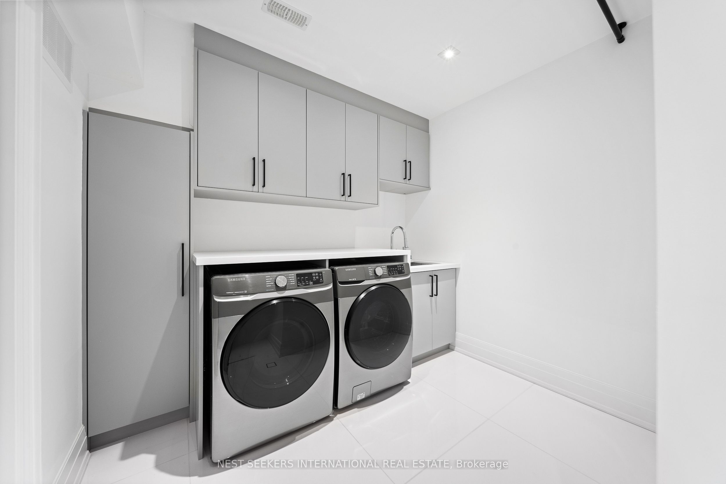 36 Waymar Heights Boulevard Property Photo 45