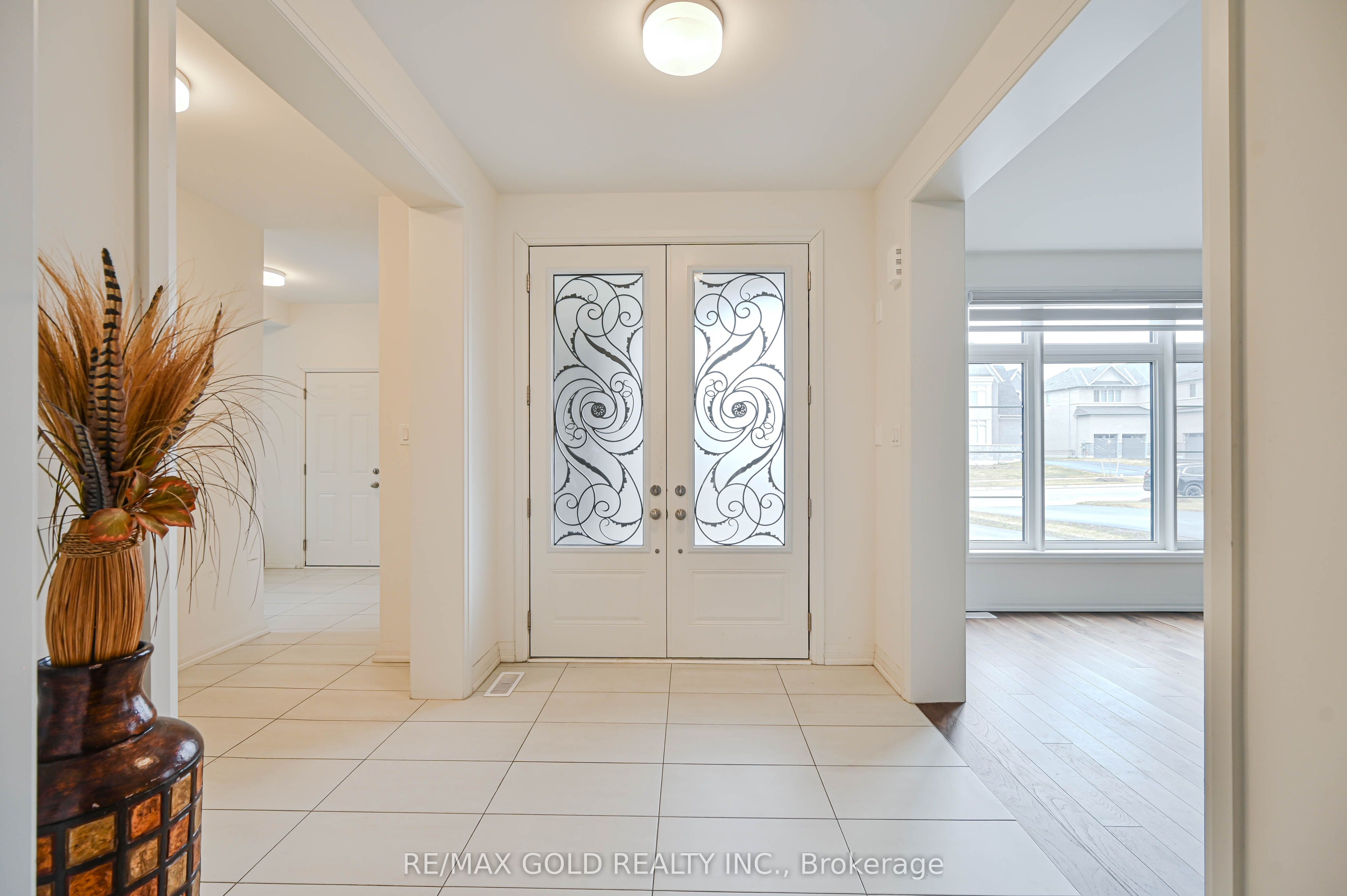 5 Elderberry Way Property Photo 4