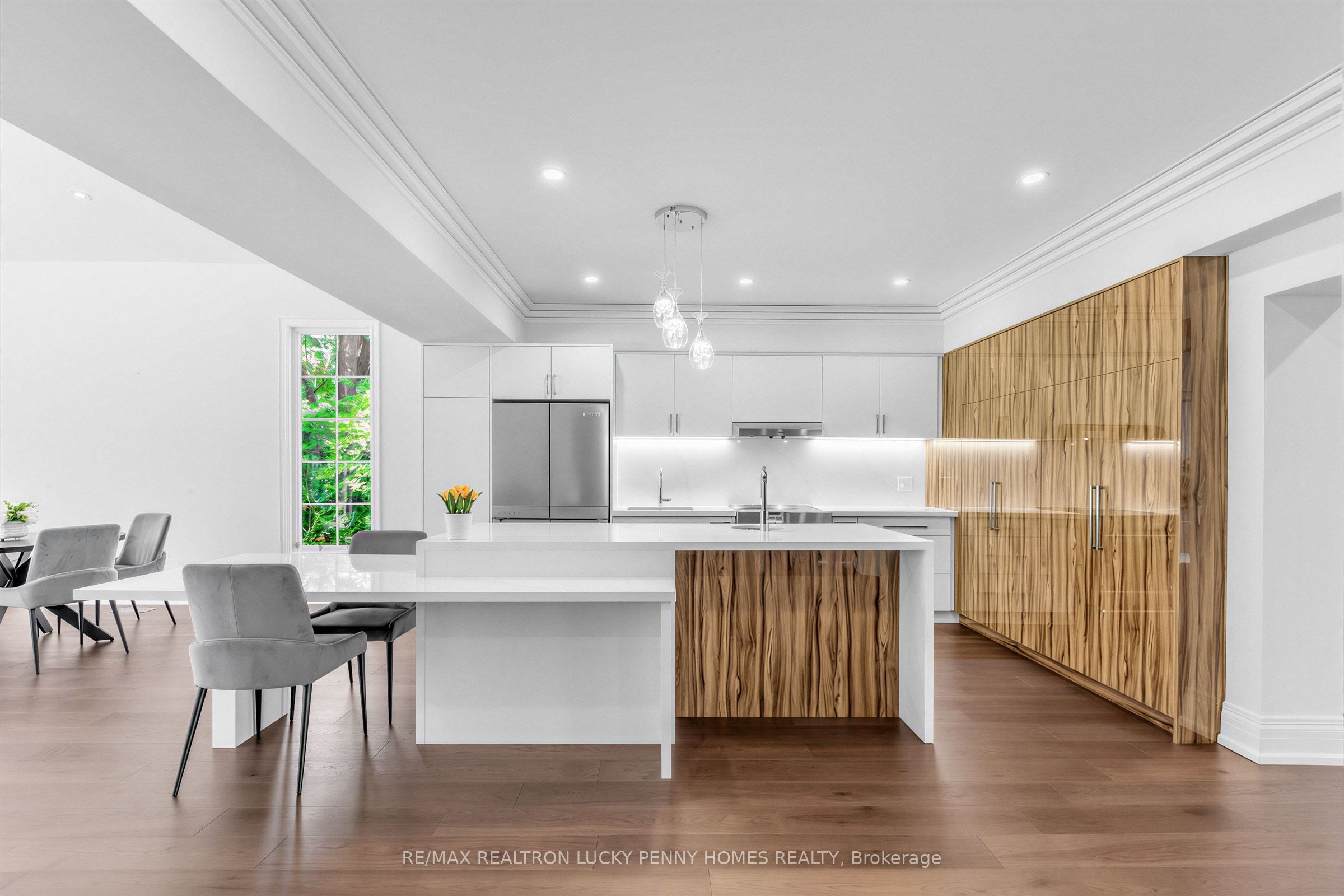 35 Cachet Parkway Property Photo 4