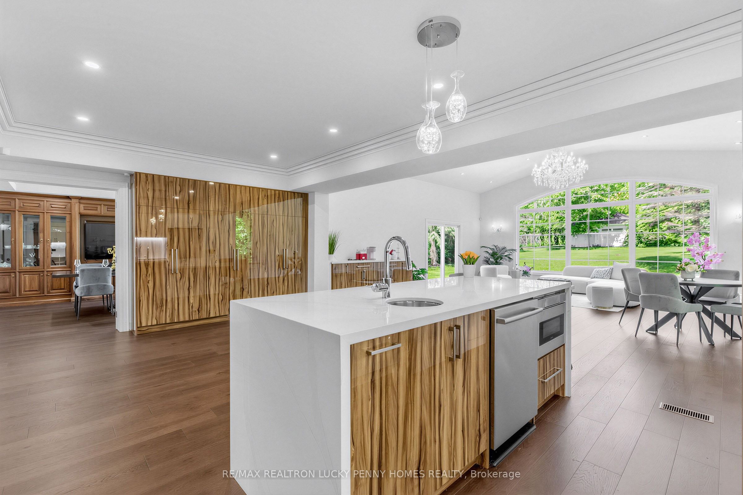 35 Cachet Parkway Property Photo 6
