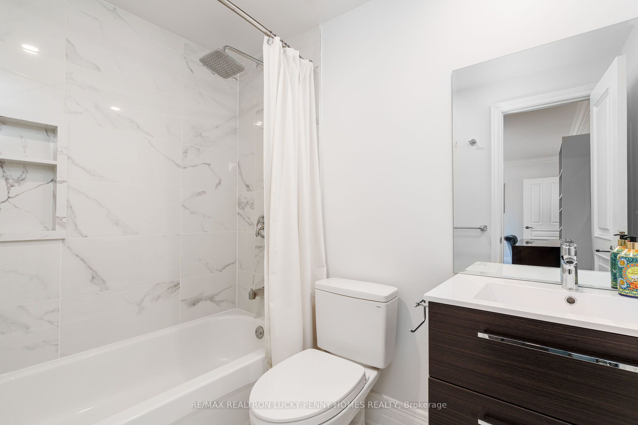35 Cachet Parkway Property Photo 32