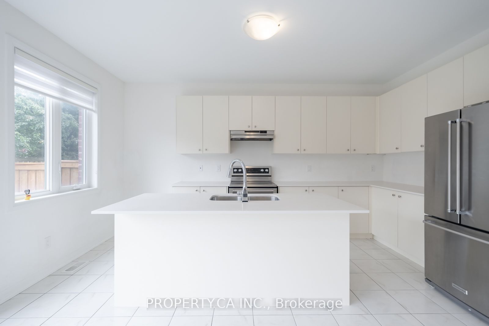 17 Jinnah Avenue Property Photo 6