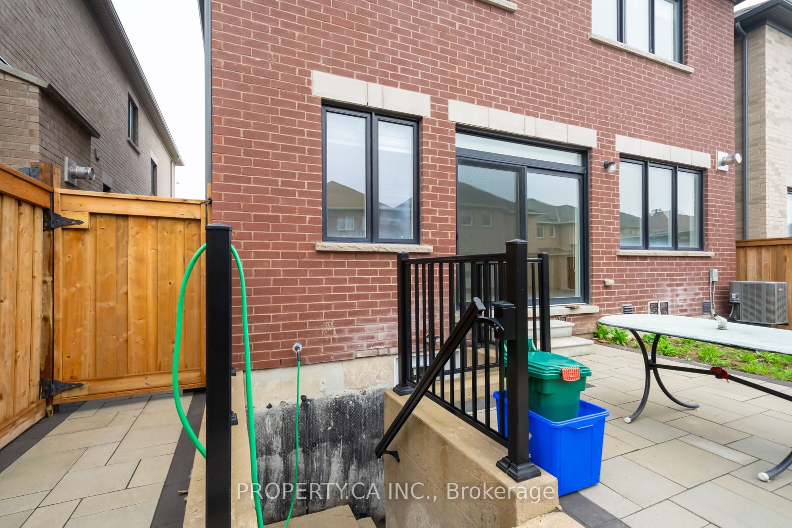 17 Jinnah Avenue Property Photo 30