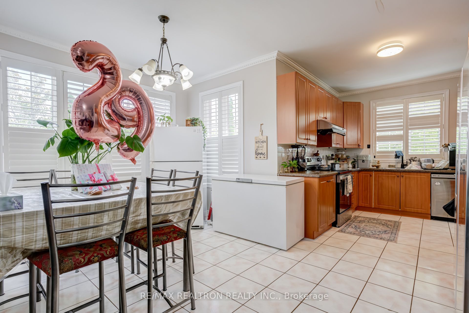 14 Kentview Crescent Property Photo 14
