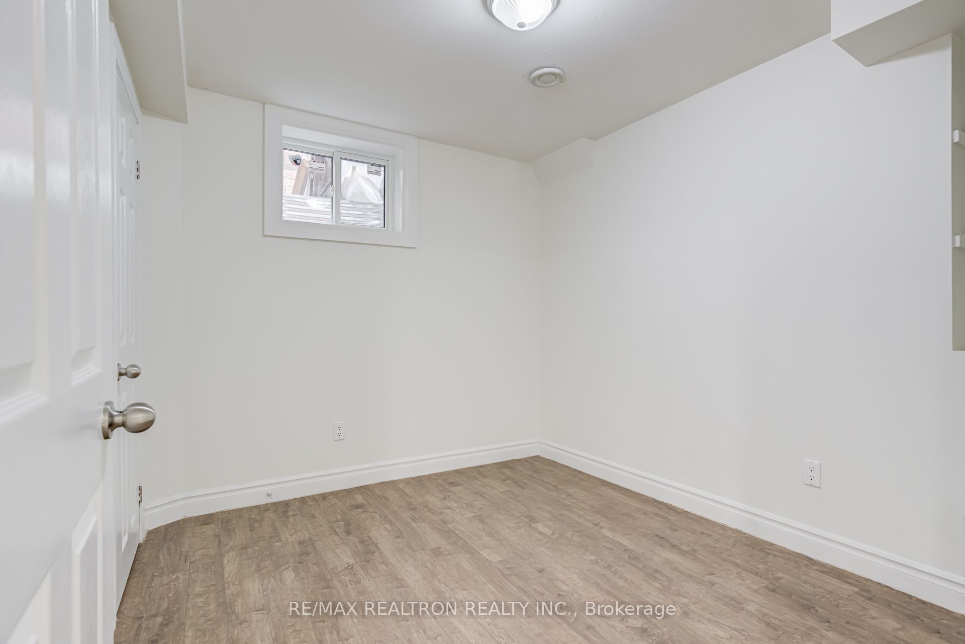 14 Kentview Crescent Property Photo 40