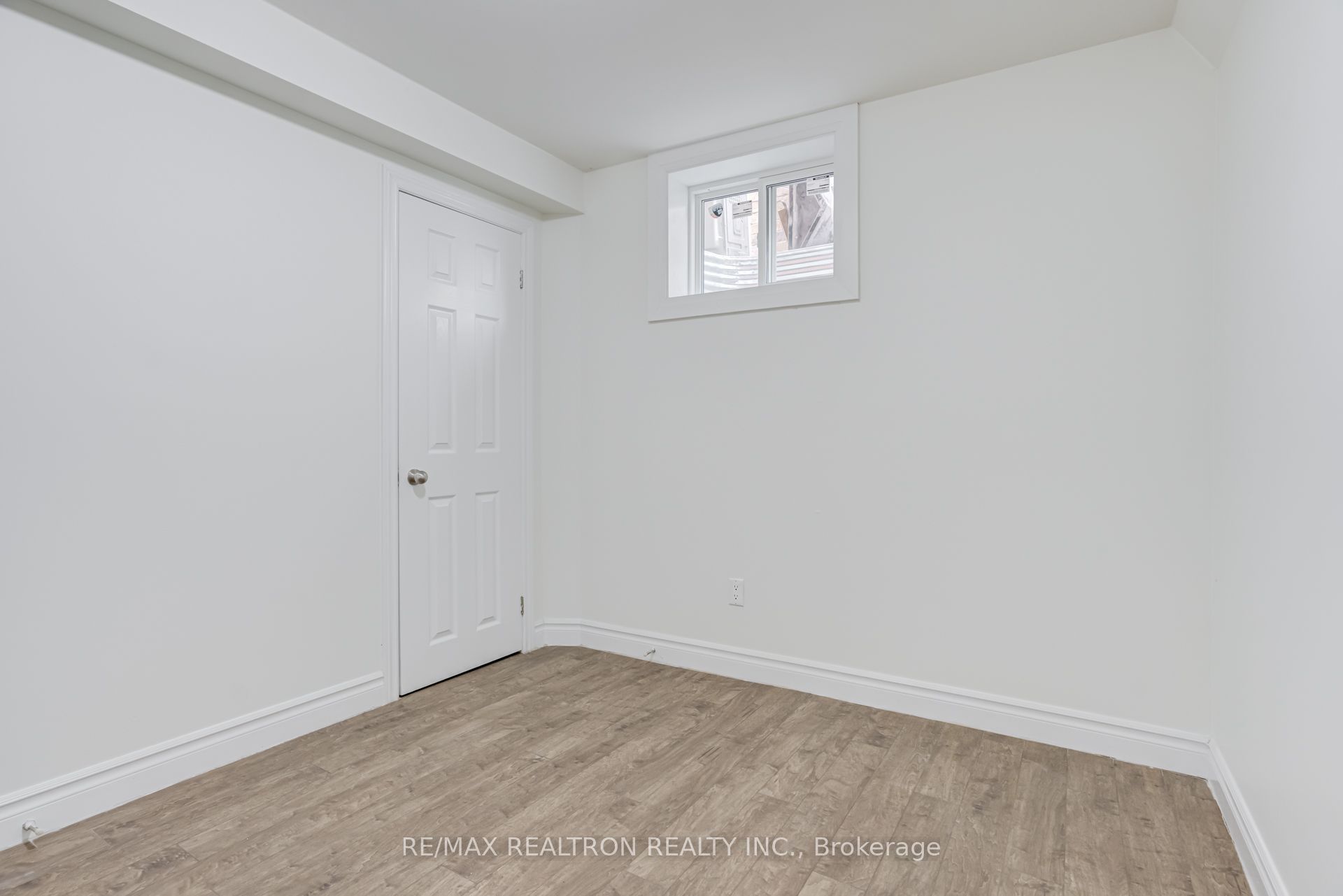 14 Kentview Crescent Property Photo 41