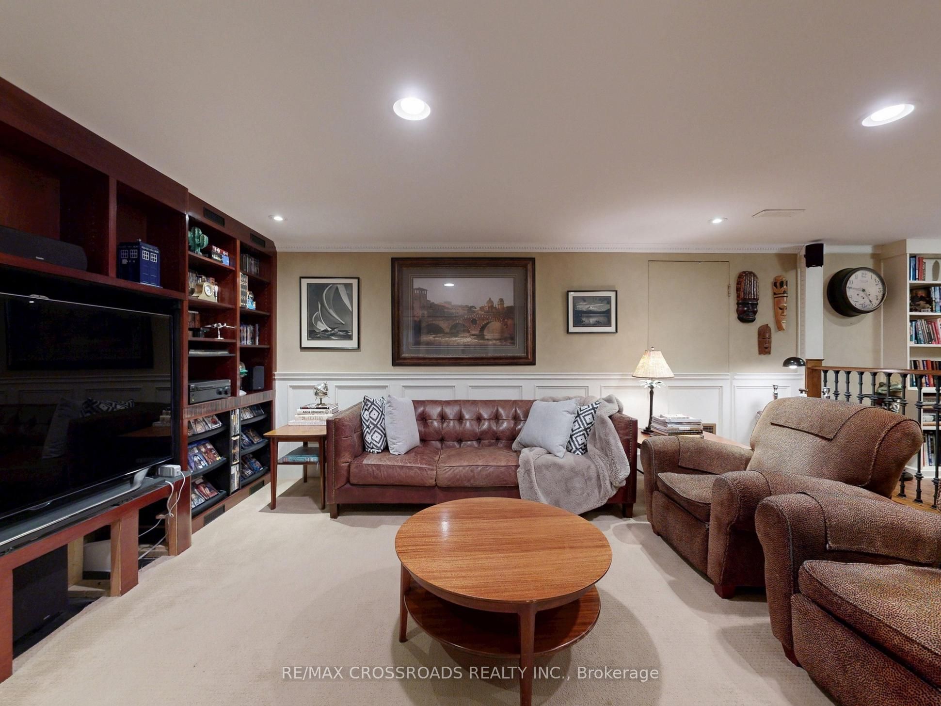 432 Paliser Crescent N Property Photo 34