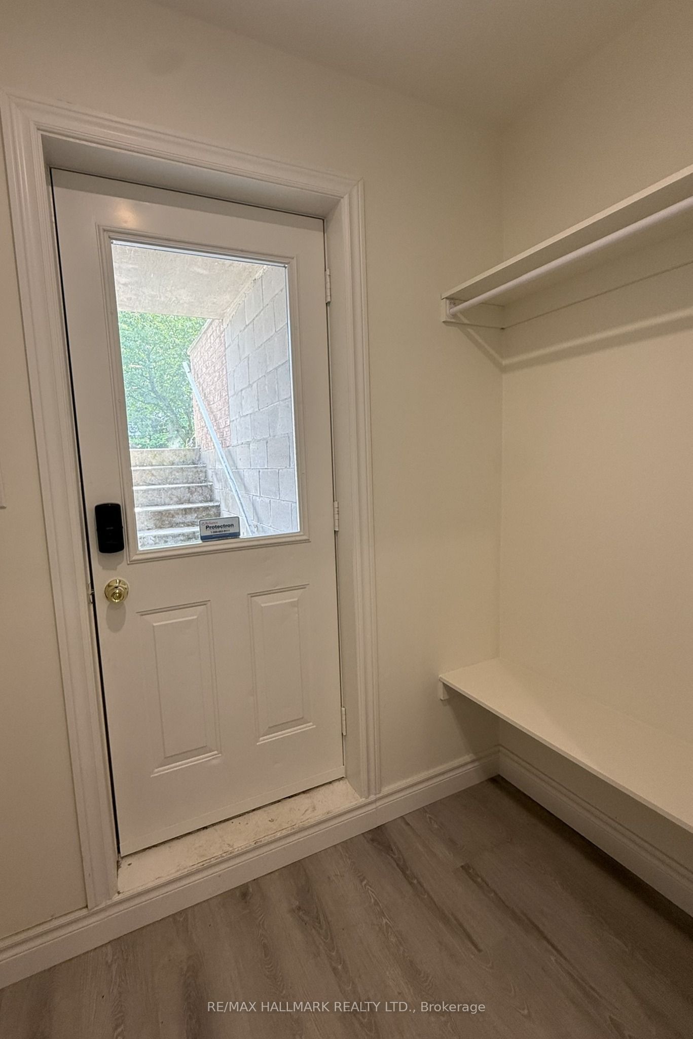 43 Oak Avenue Property Photo 3