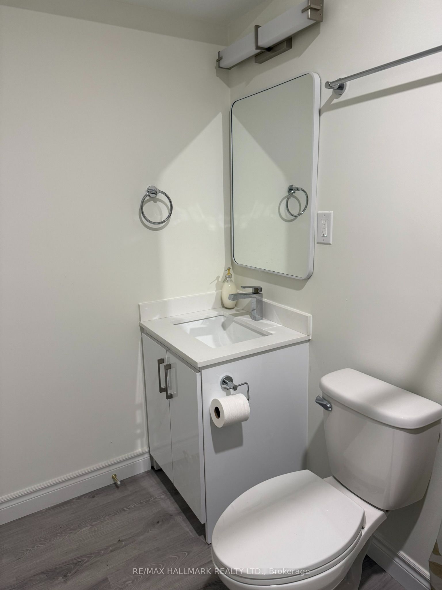 43 Oak Avenue Property Photo 9