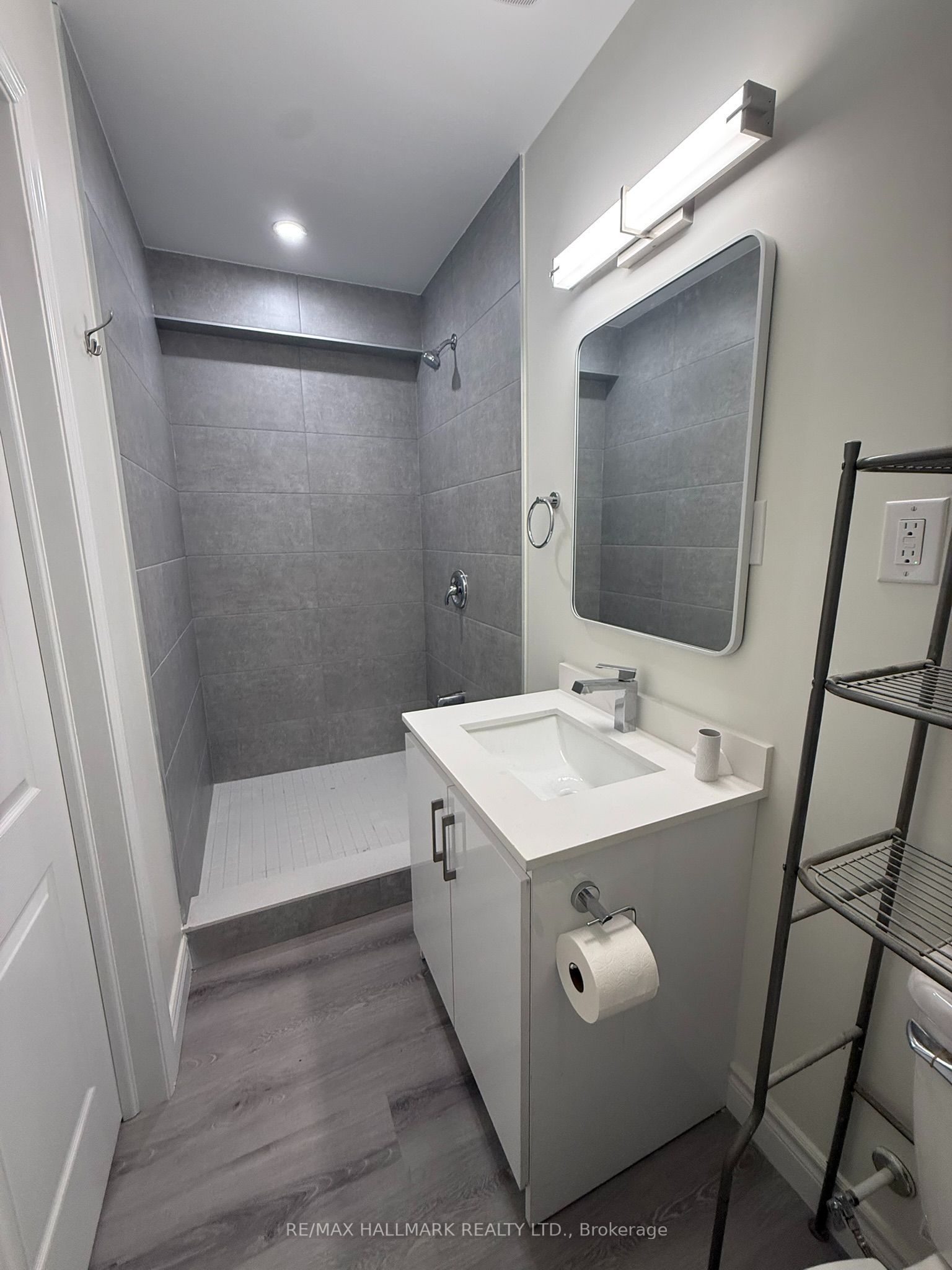 43 Oak Avenue Property Photo 16