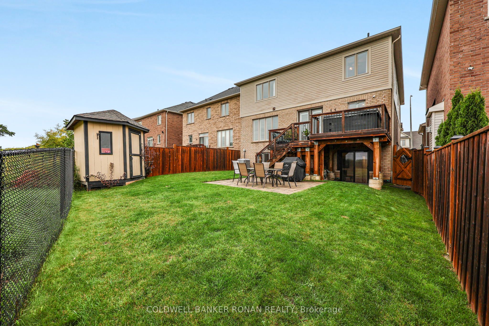 190 Strachan Trail Property Photo 46