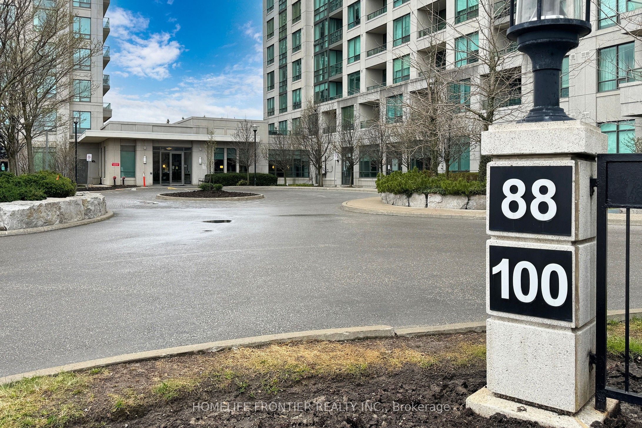100 Promenade Circle 610 Property Photo 4