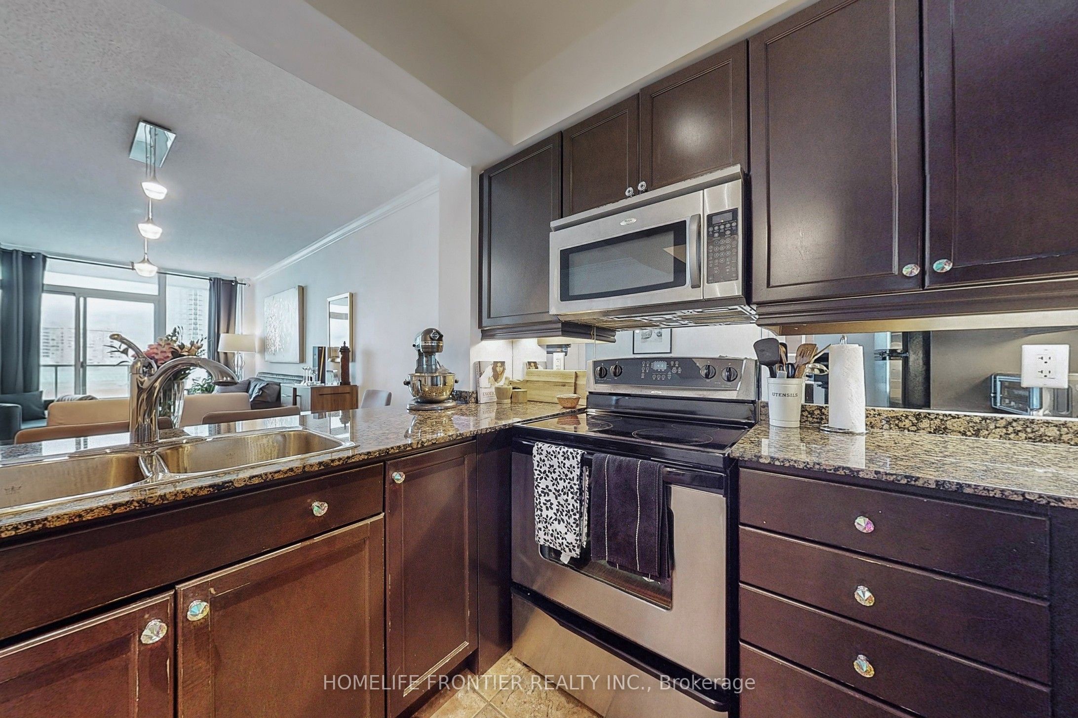100 Promenade Circle 610 Property Photo 17