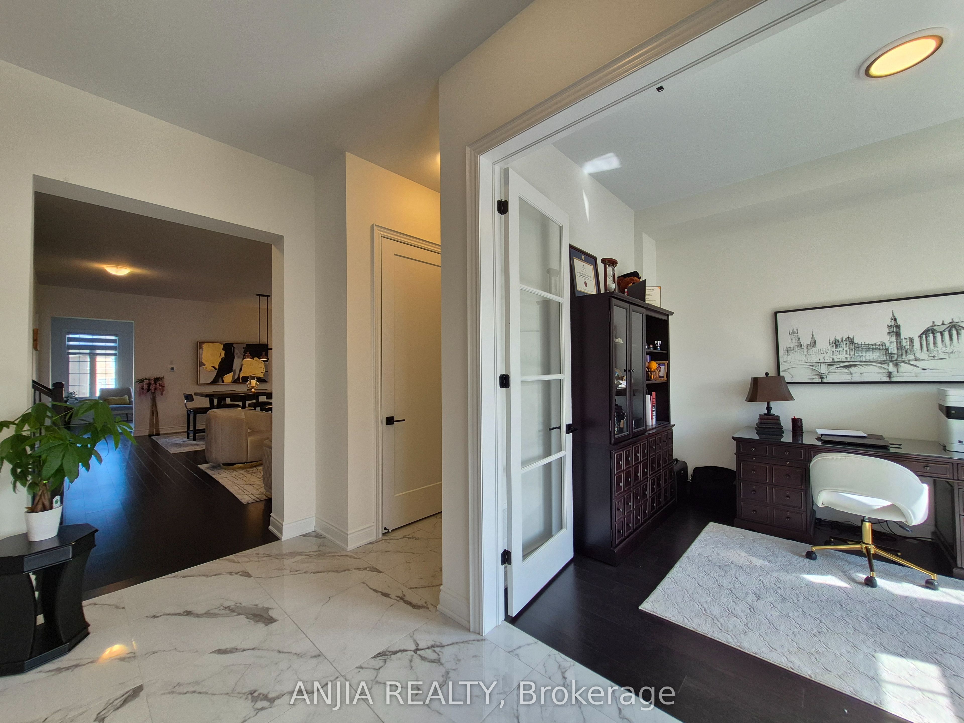 50 Meadow Vista Crescent Property Photo 5