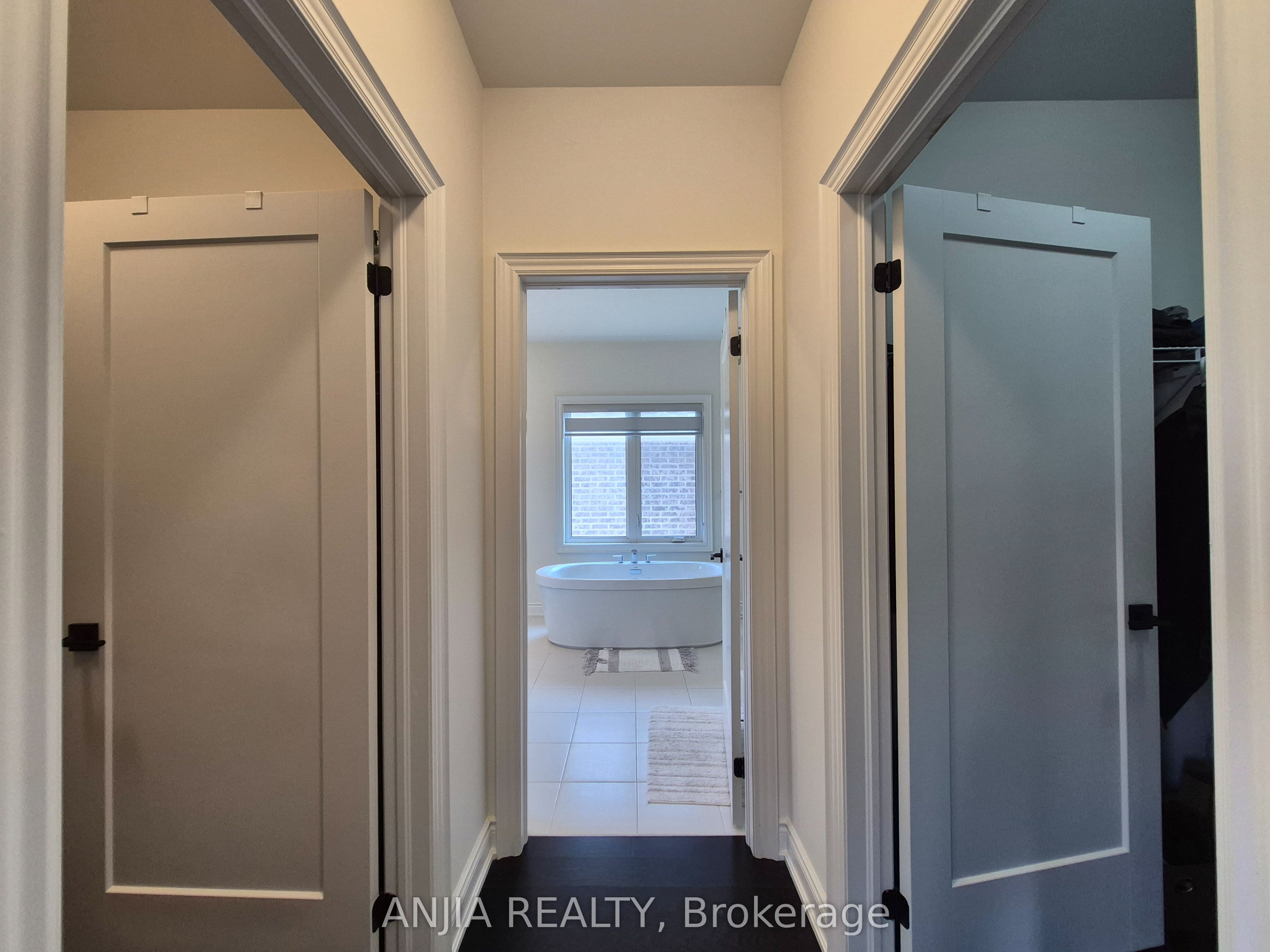 50 Meadow Vista Crescent Property Photo 33