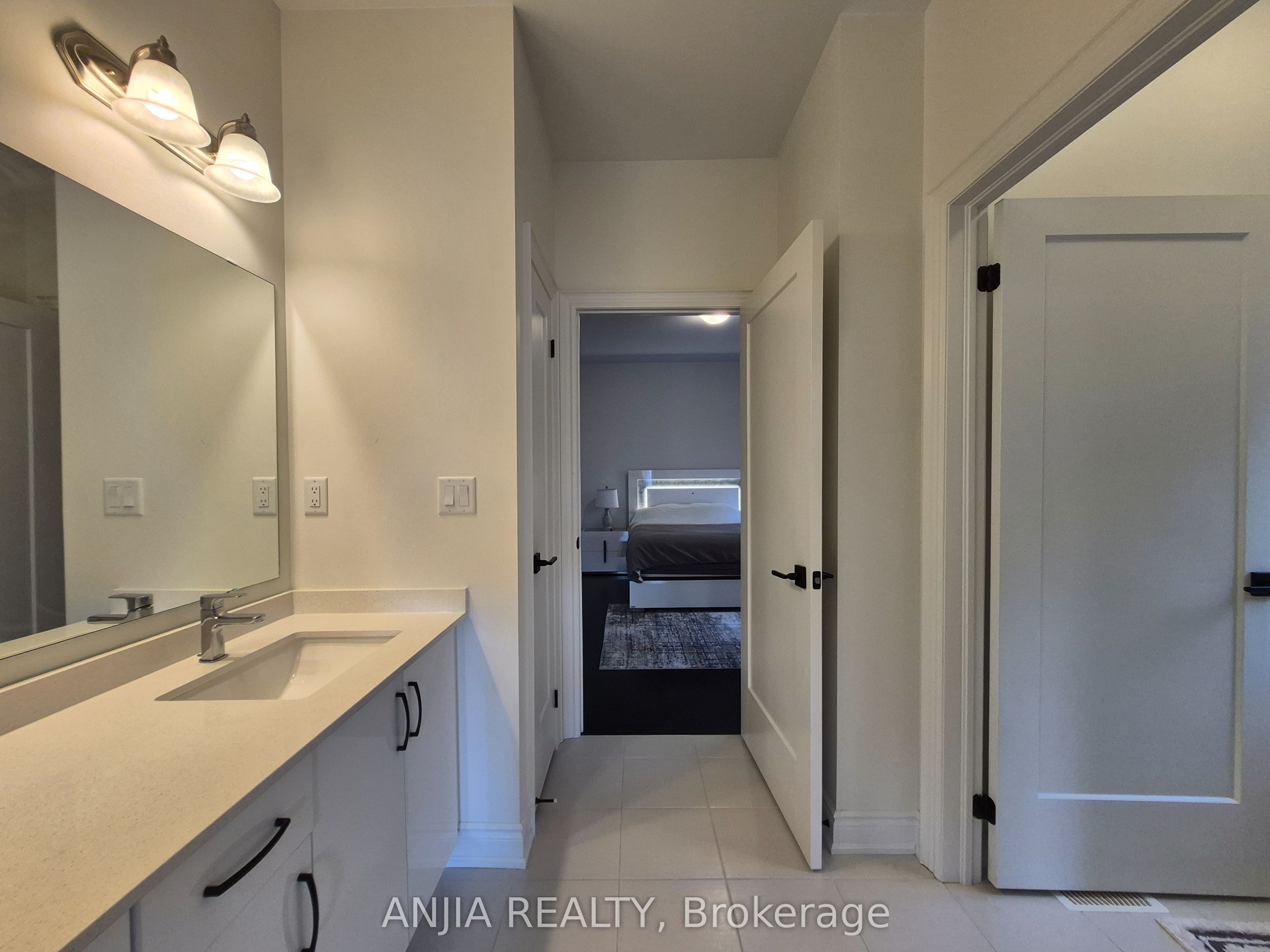 50 Meadow Vista Crescent Property Photo 37