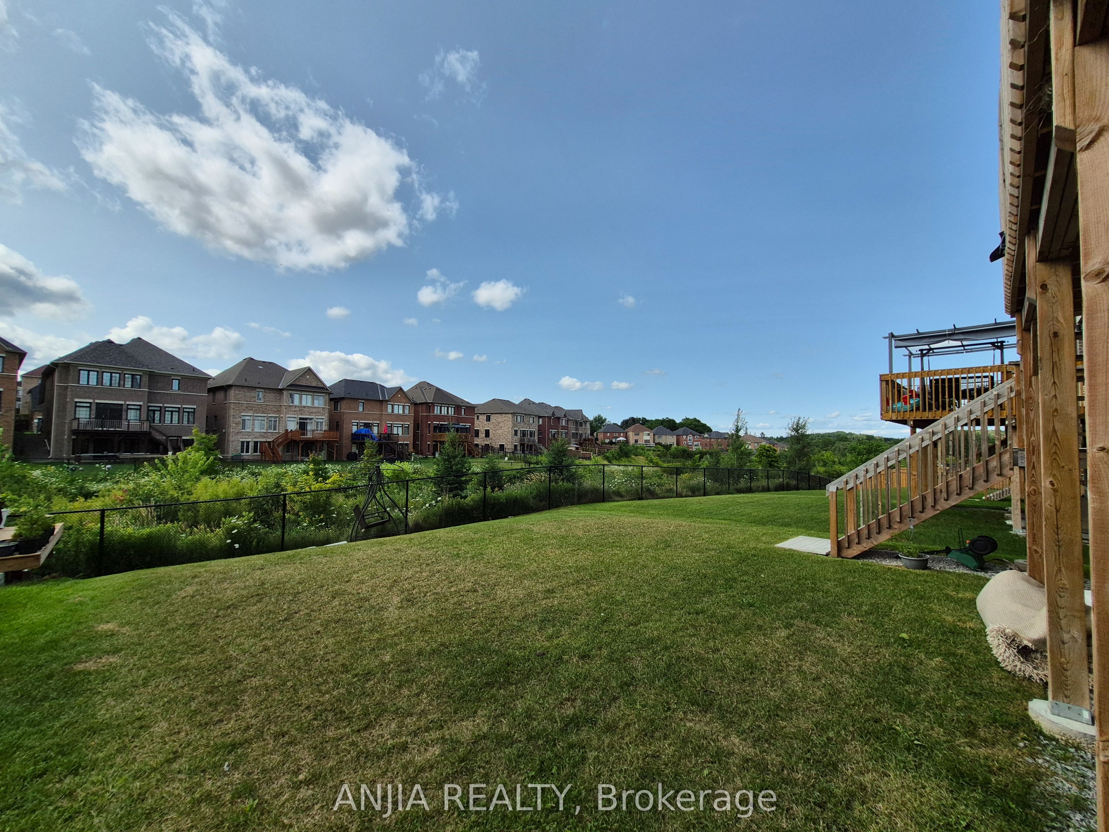 50 Meadow Vista Crescent Property Photo 46