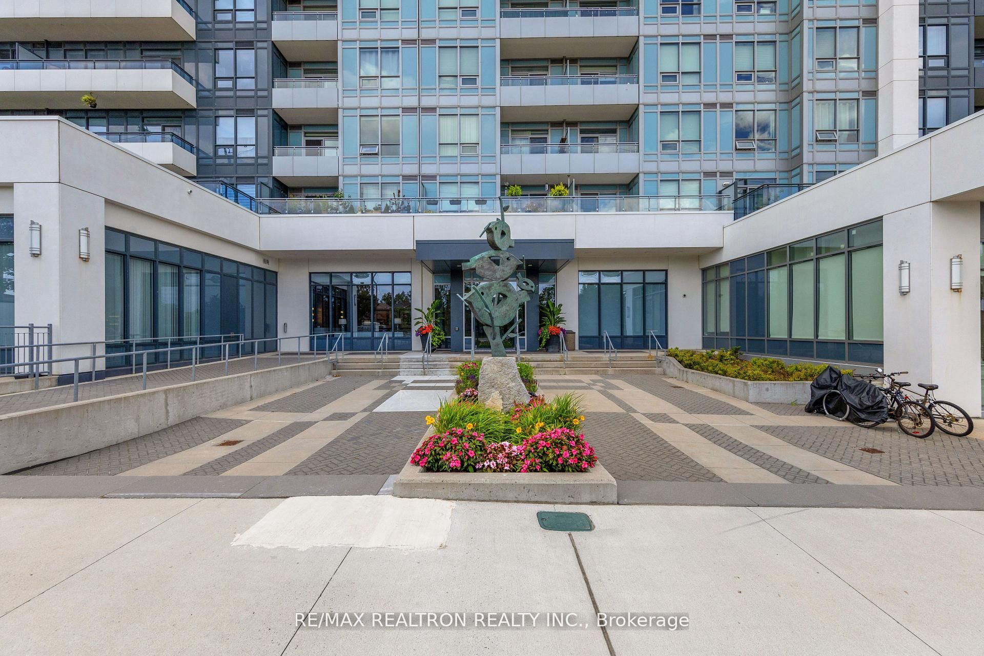 7900 Bathurst Street 1225 Property Photo 3