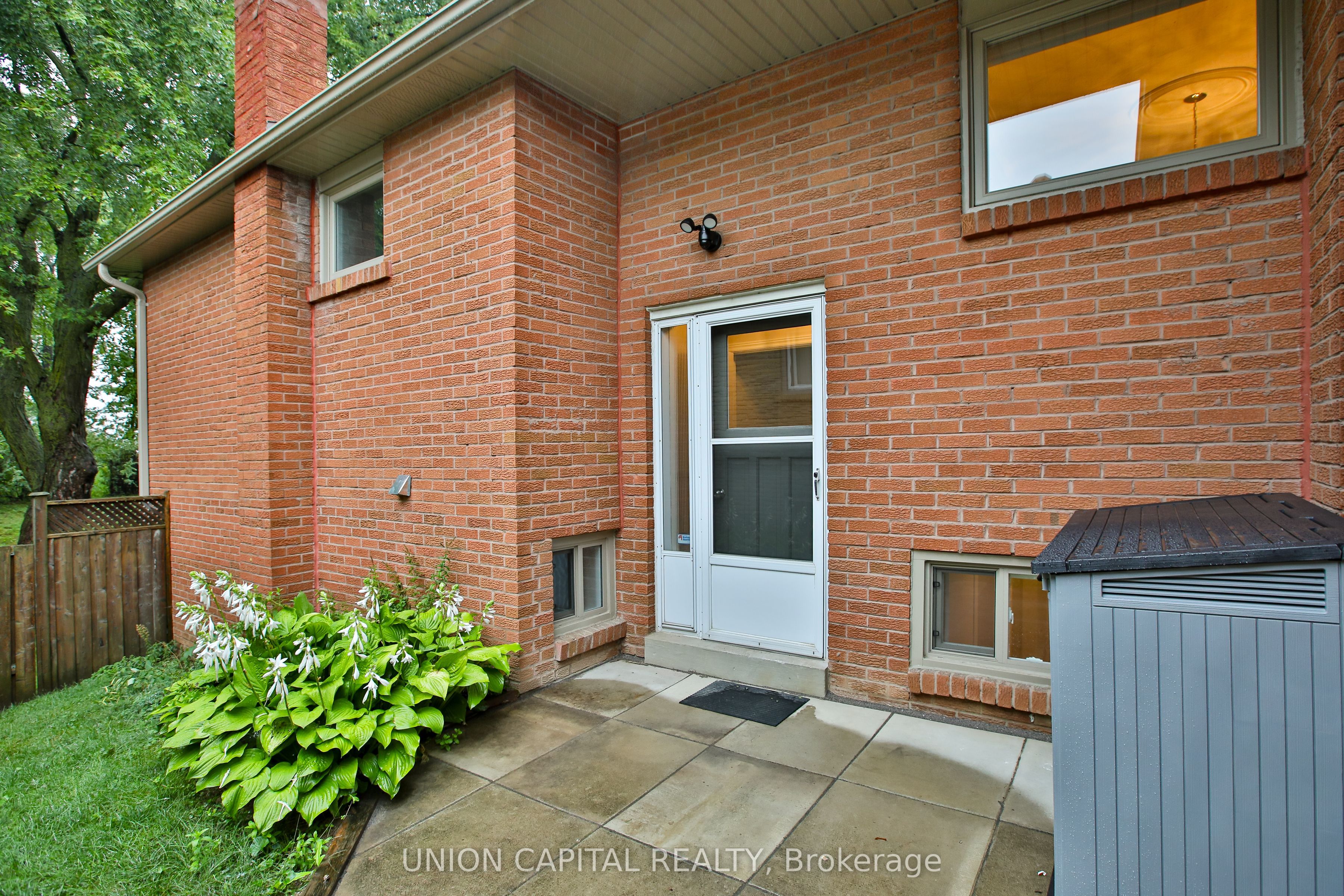 131 Romfield Circuit Lower Property Photo 18