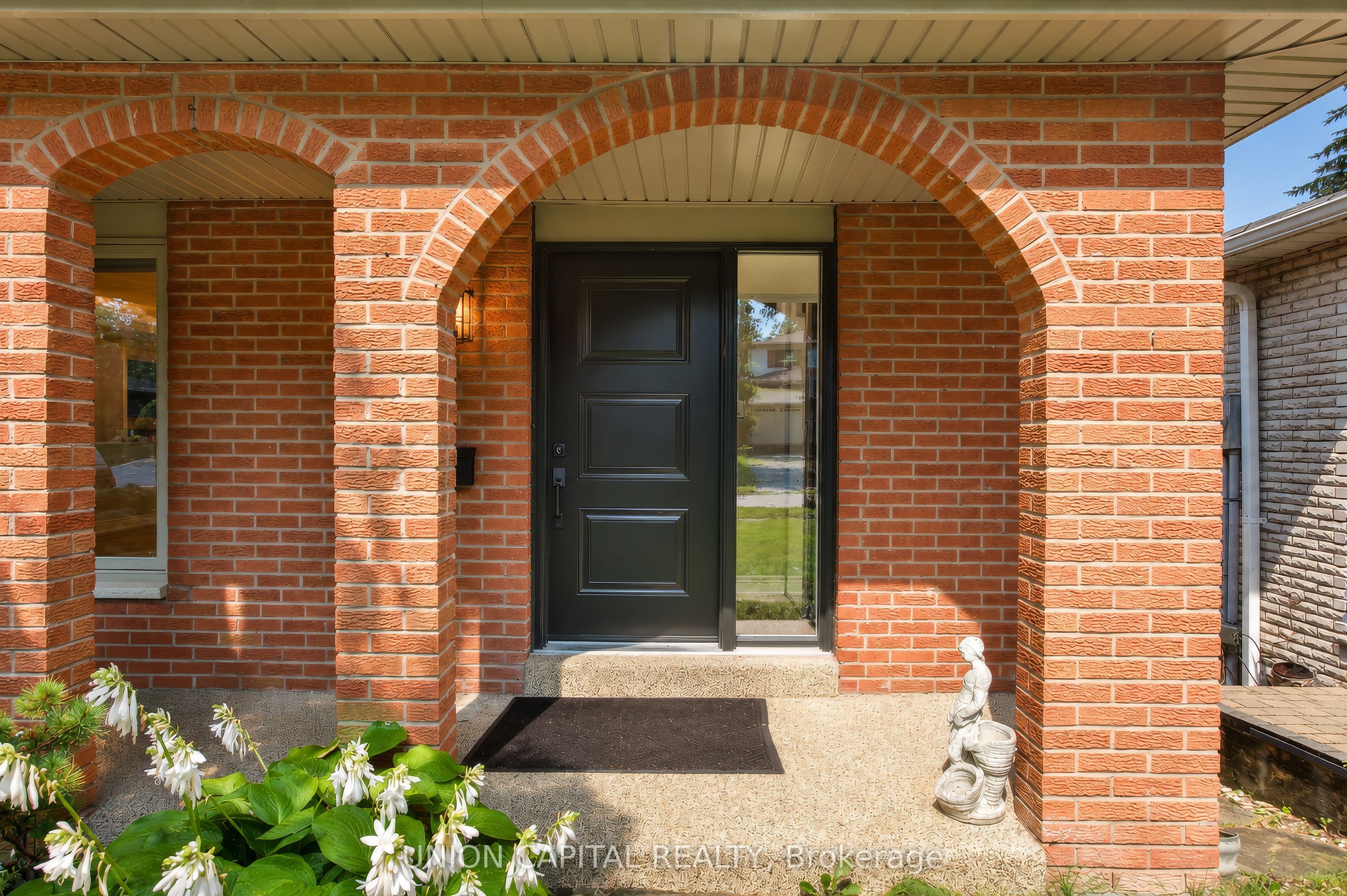 131 Romfield Circuit Lower Property Photo 20