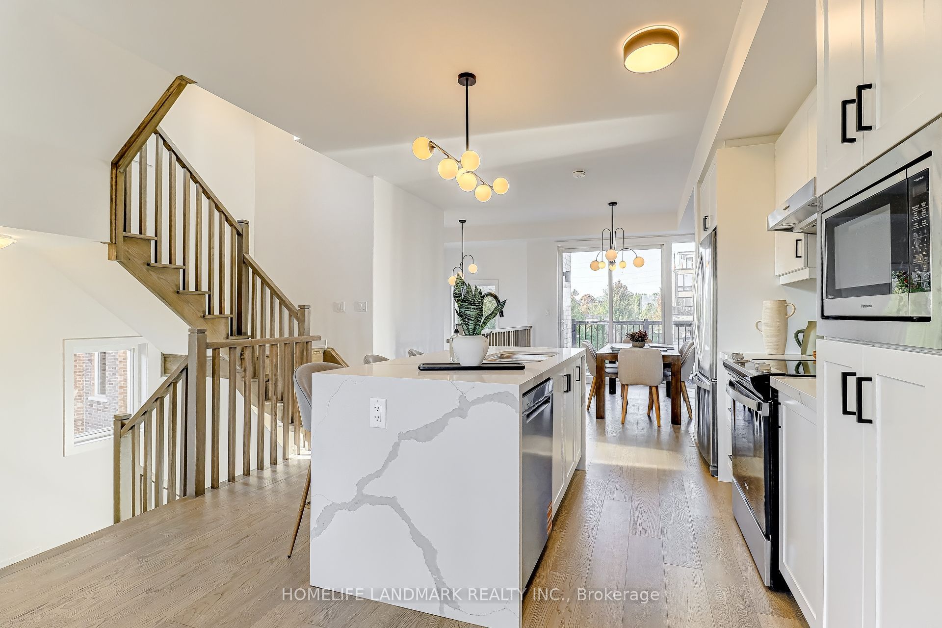 17 Bancroft Lane Property Photo 4