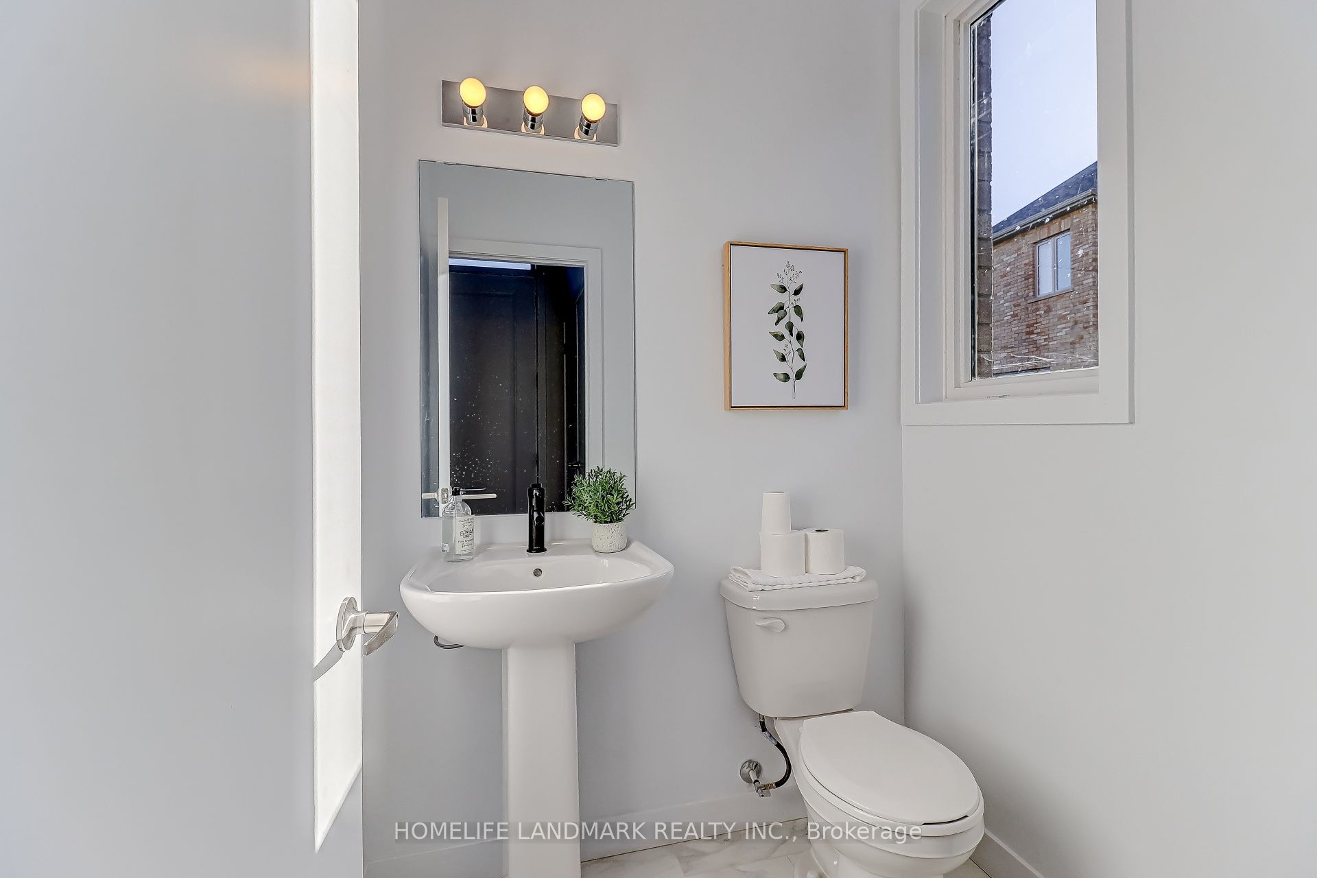 17 Bancroft Lane Property Photo 9
