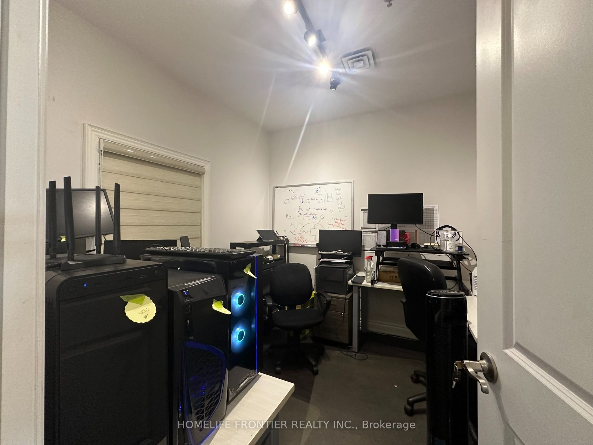 200 Edgeley Boulevard 1 Property Photo 21