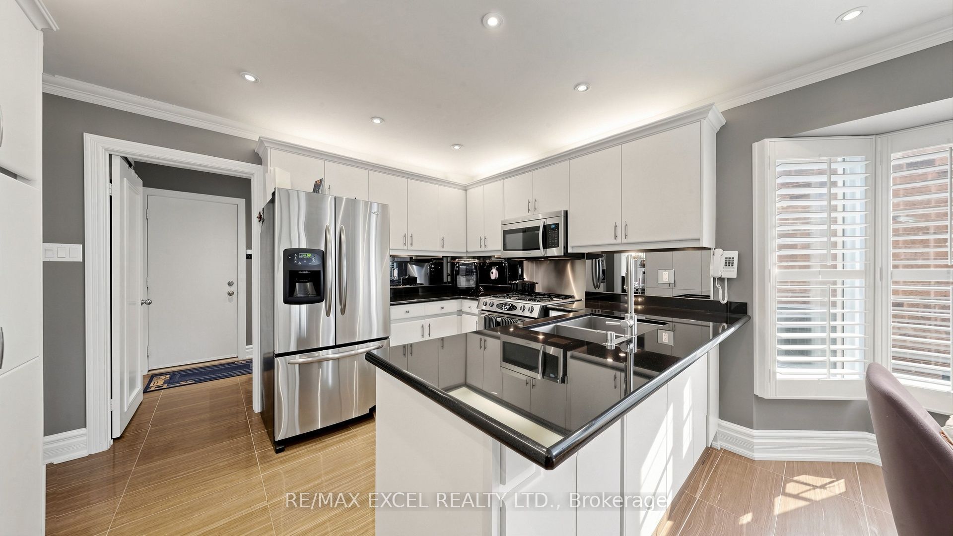 11 Alexis Road Property Photo 15