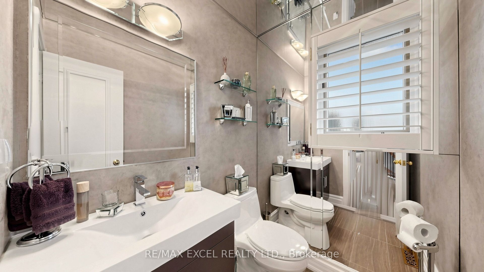 11 Alexis Road Property Photo 22