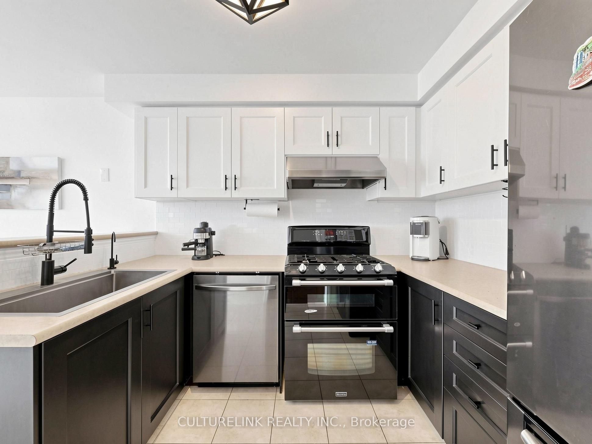 114 Duffin Drive Property Photo 16