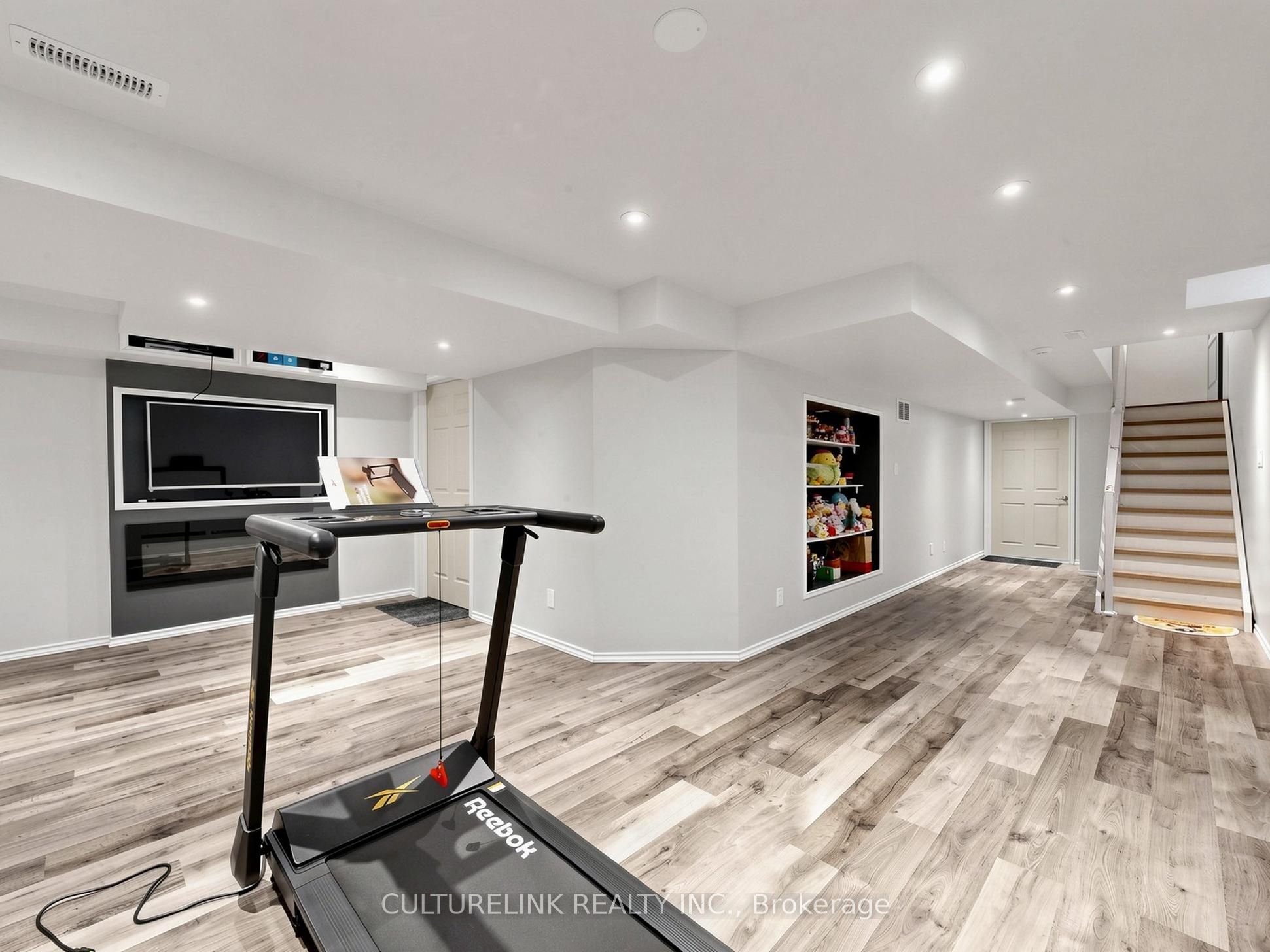 114 Duffin Drive Property Photo 43