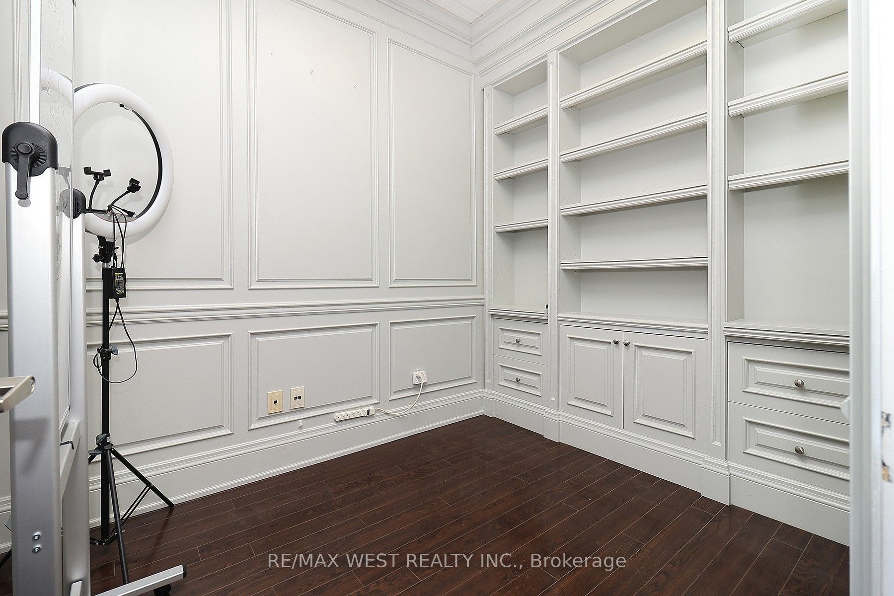 90 Winges Road 24 Property Photo 16