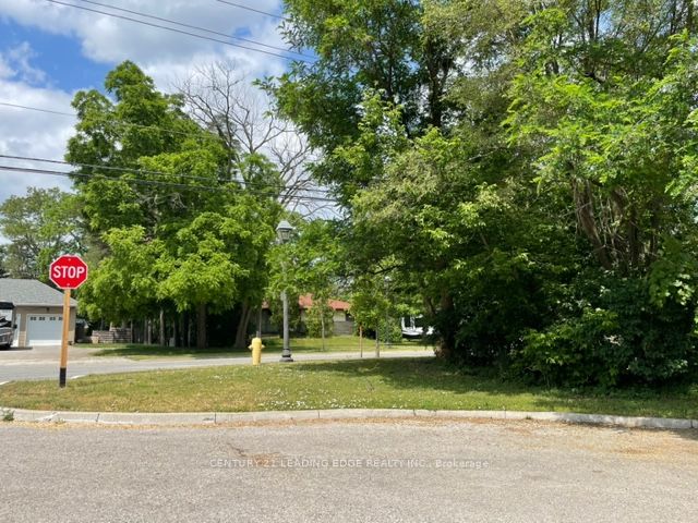 49 Main St. South Unionville Property Photo 5