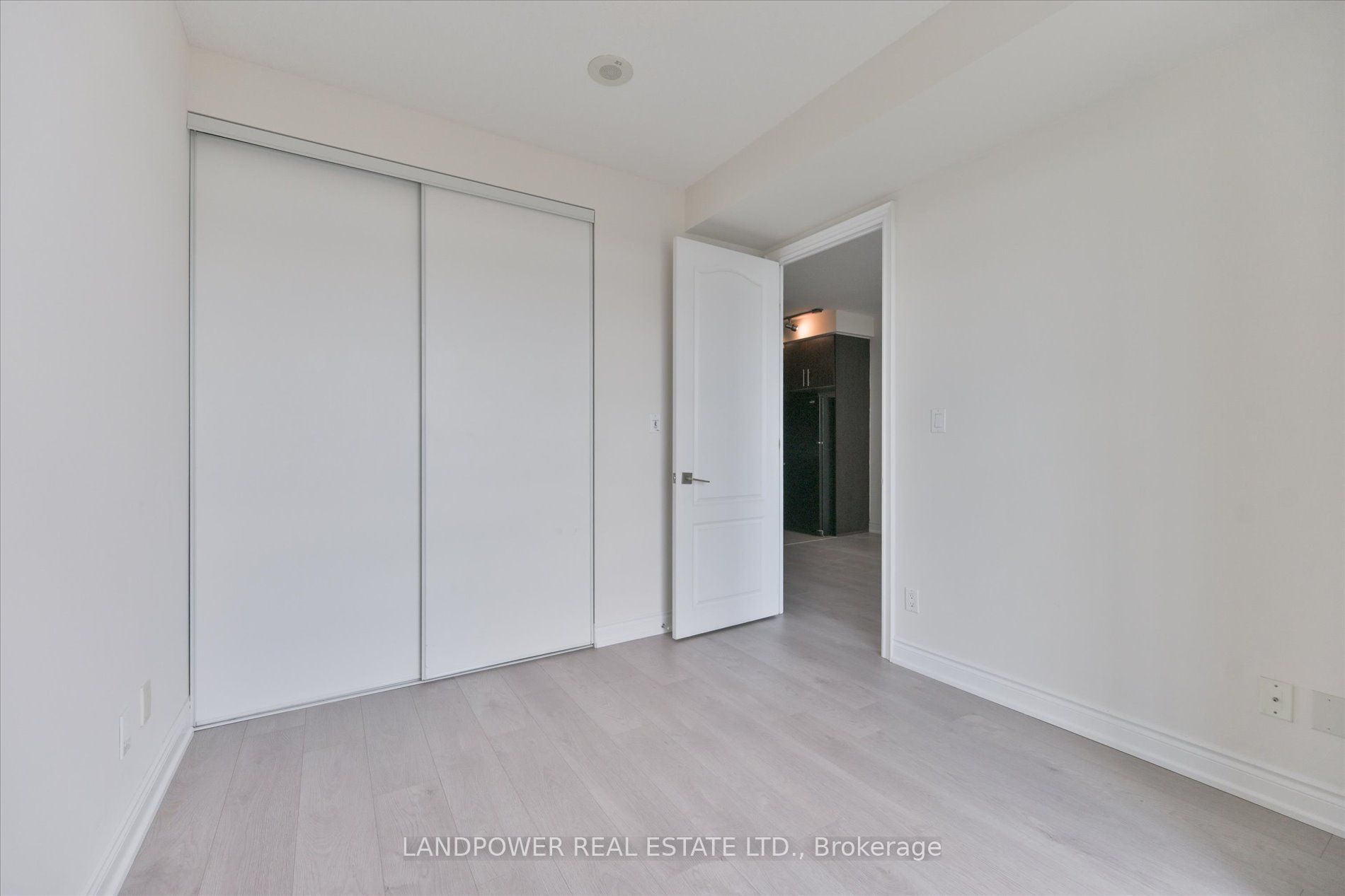 50 Clegg Road 1508 Property Photo 6
