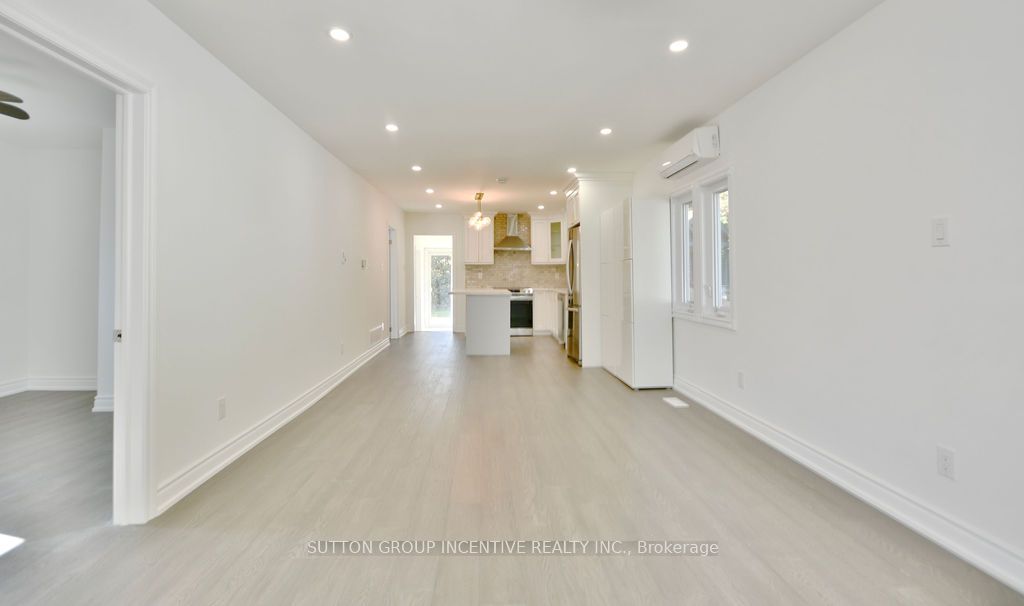 1556 Houston Avenue Property Photo 12