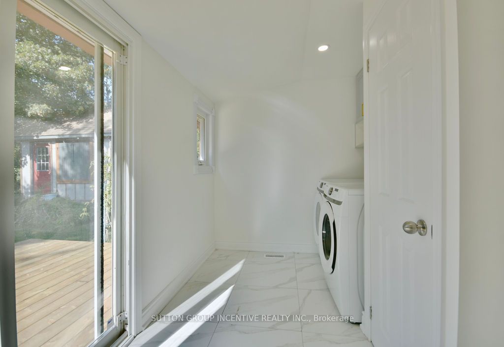 1556 Houston Avenue Property Photo 22