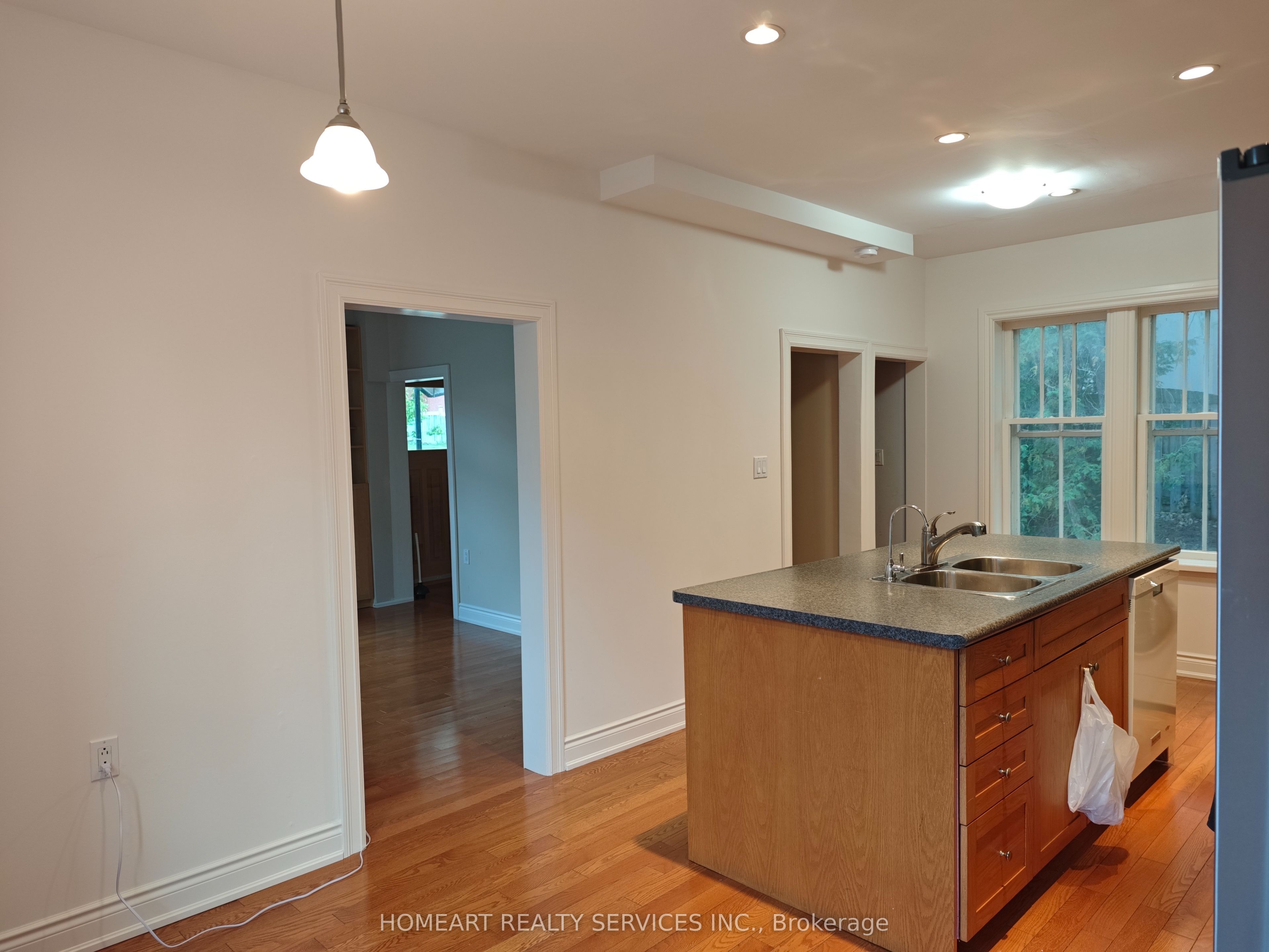 6 Rouge Street Property Photo 4