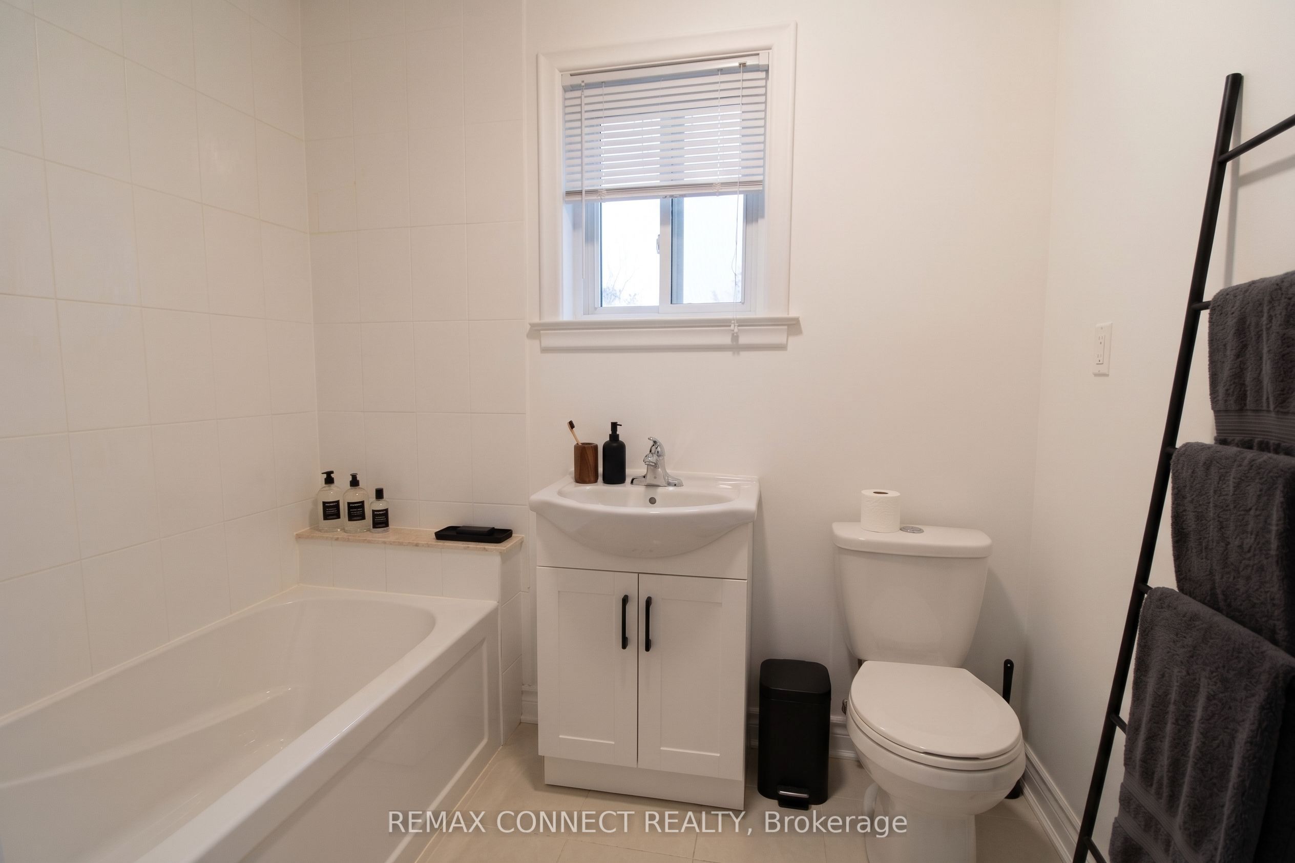 12 Longbridge Road - Main Property Photo 5