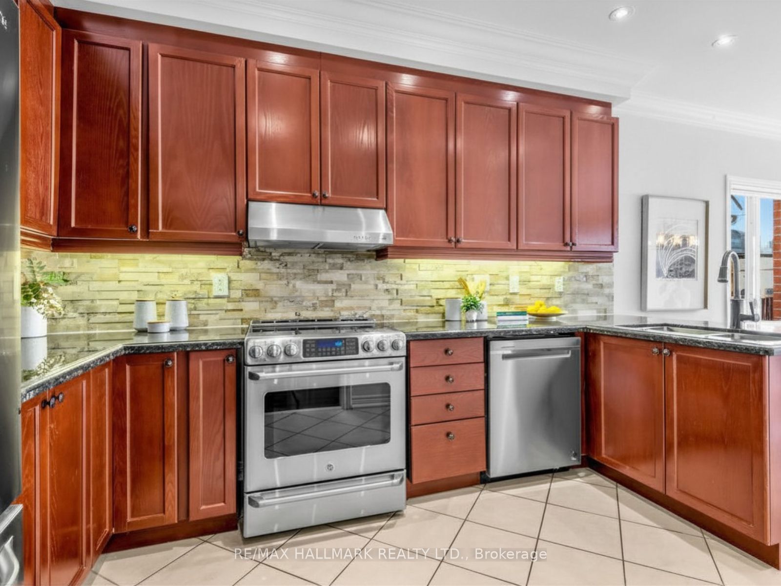 37 Cherry Bush Road Property Photo 15