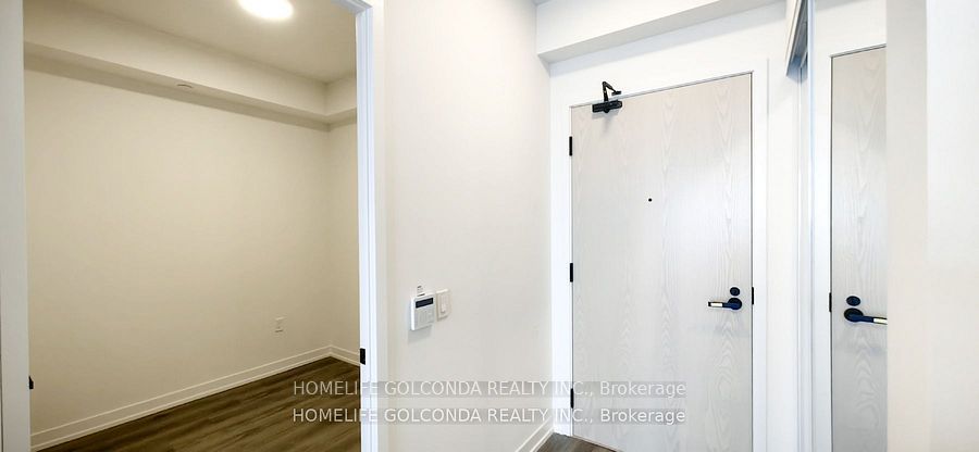 225 Commerce Street 5105 Property Photo 15