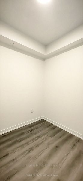 225 Commerce Street 5105 Property Photo 16