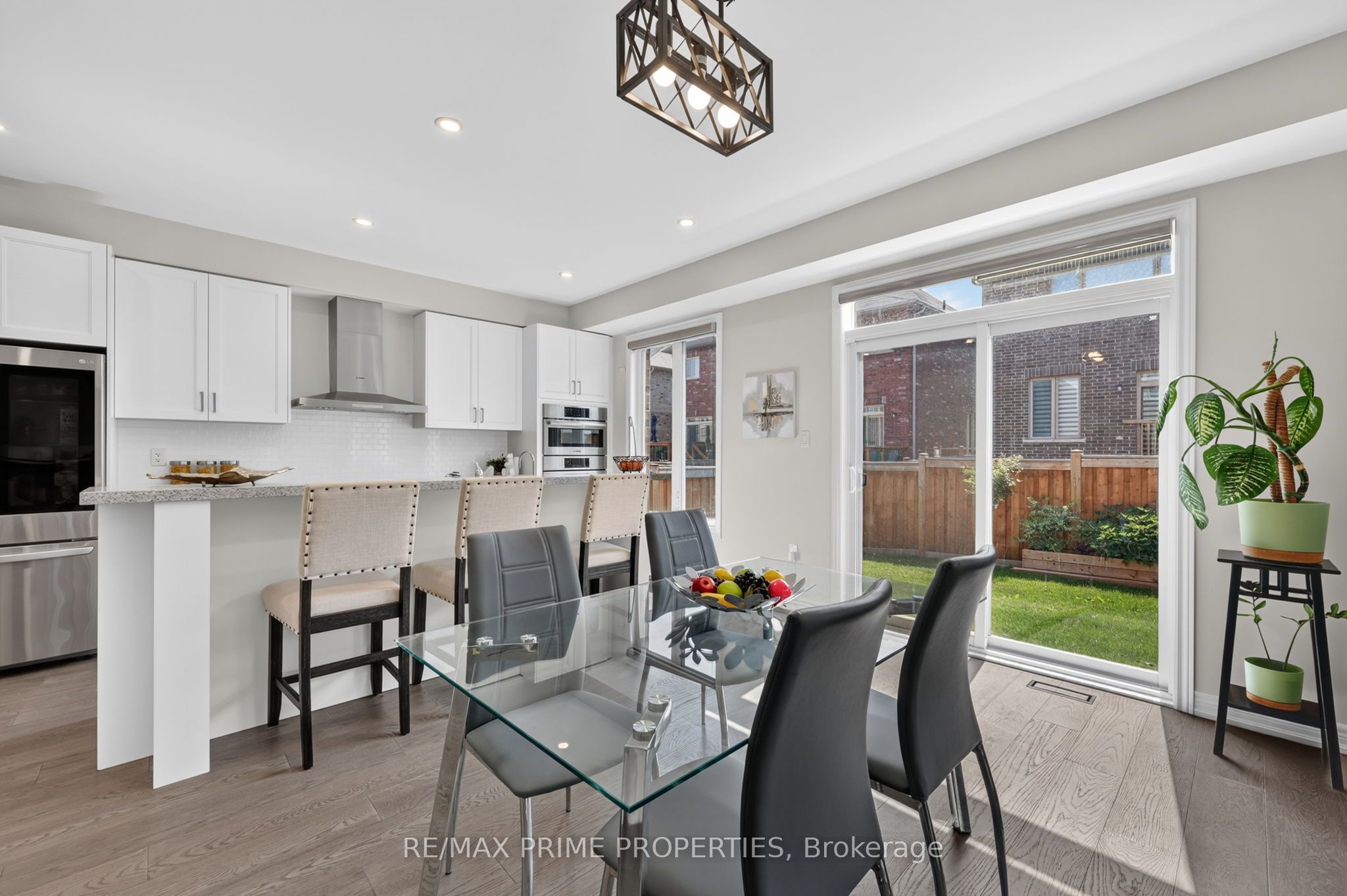 28 Frederick Taylor Way Property Photo 6
