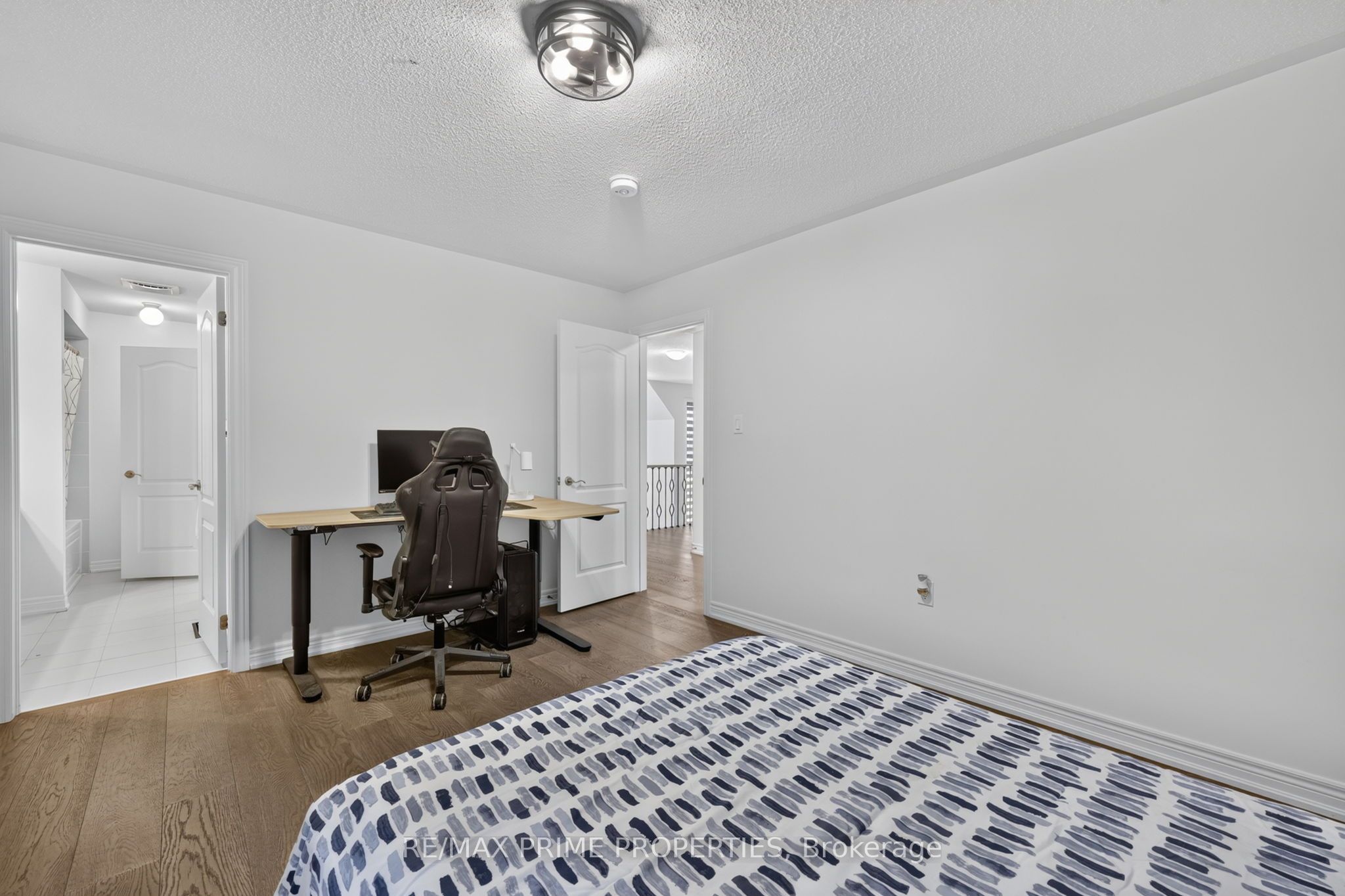 28 Frederick Taylor Way Property Photo 13