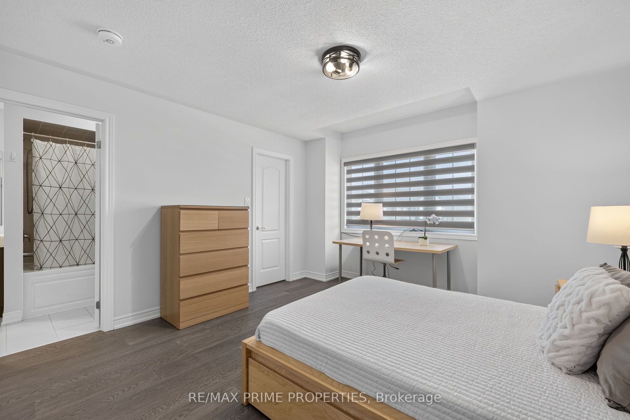 28 Frederick Taylor Way Property Photo 20